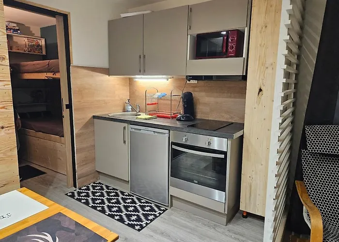 A La Montagne Ле дез Альп