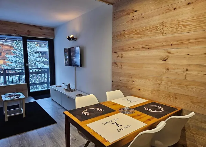 A La Montagne Apartment *